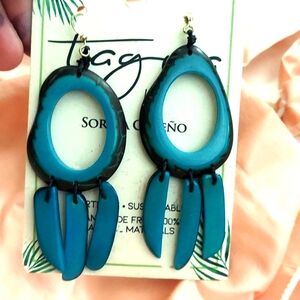 Tagua Turquoise Handcrafted dangle hanging Earrings New